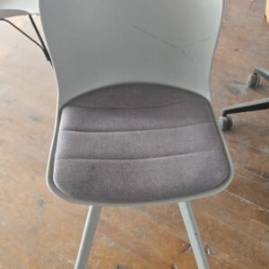 Story 20 Dining Chair – Grey